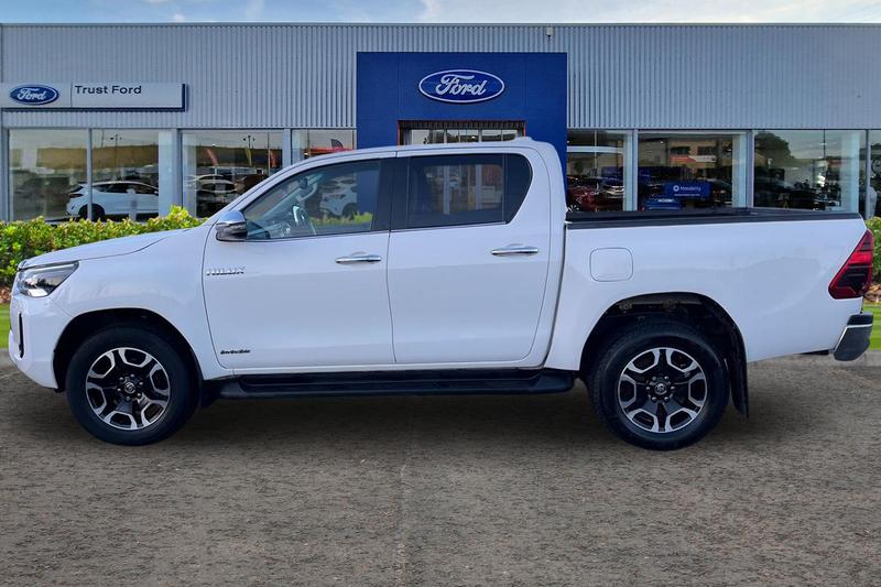 Used Toyota Hilux 2023 for sale - 76803389: Photo 6