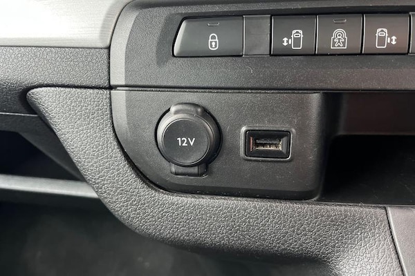 Used Vauxhall Vivaro Life 2022 for sale - 76302641: Photo 35