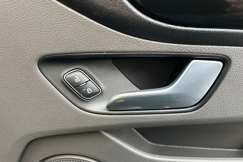 Used Ford Transit Custom for sale - 76803392: Photo 24