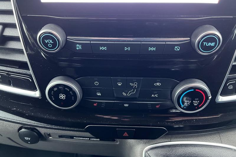 Used Ford Transit Custom for sale - 76803392: Photo 31