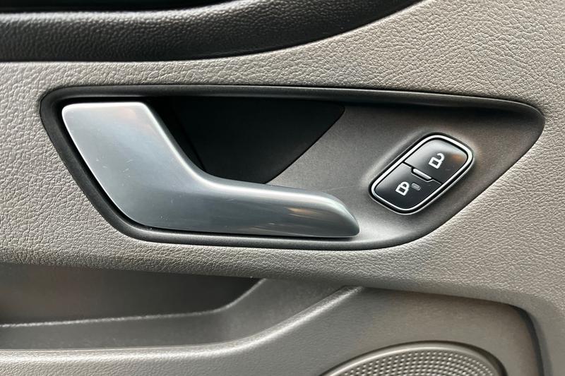 Used Ford Transit Custom for sale - 76803392: Photo 8