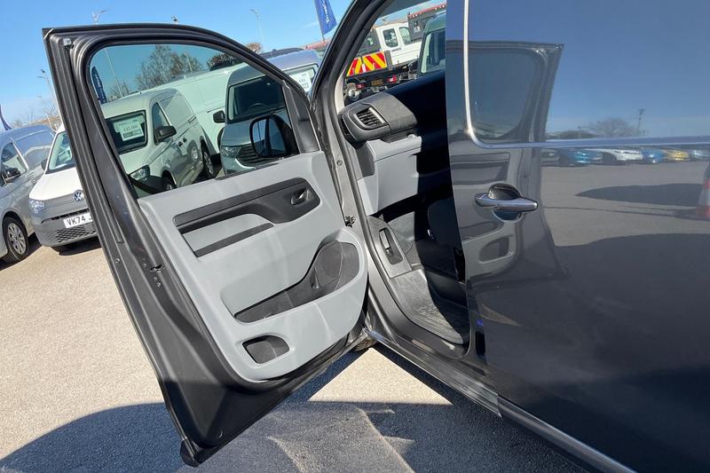 Used Vauxhall Vivaro 2022 for sale - 78028695: Photo 18