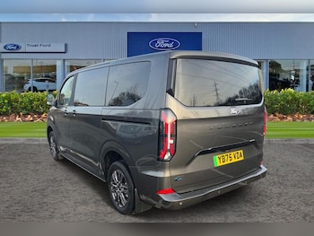 Used Ford Tourneo Custom 2025 for sale - 78463097: Photo