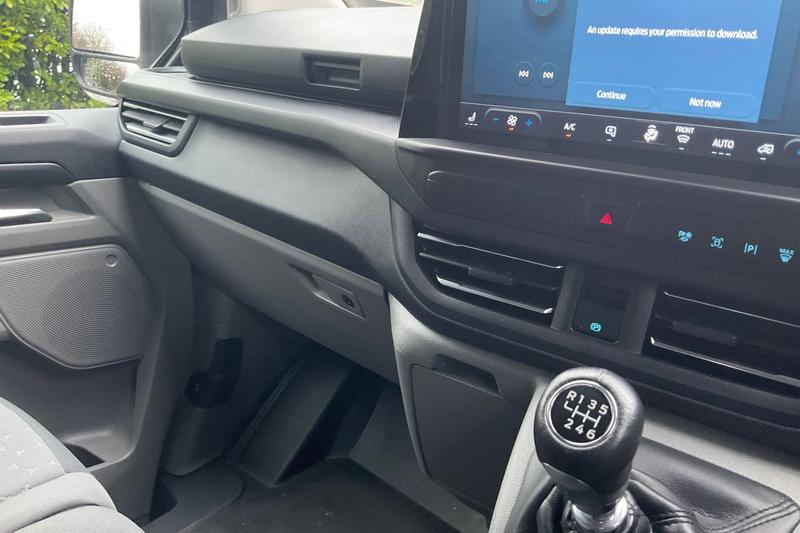 Used Ford Transit Custom 2024 for sale - 78042885: Photo 32