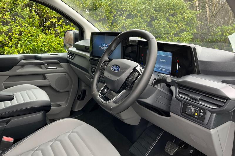 Used Ford Tourneo Custom 2025 for sale - 77124146: Photo 13
