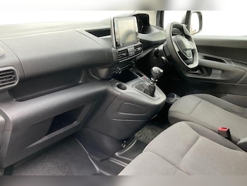 Used Peugeot Partner 2023 for sale - 79528440: Photo