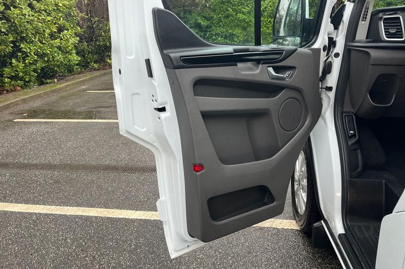 Used Ford Transit Custom 2023 for sale - 77388358: Photo 17
