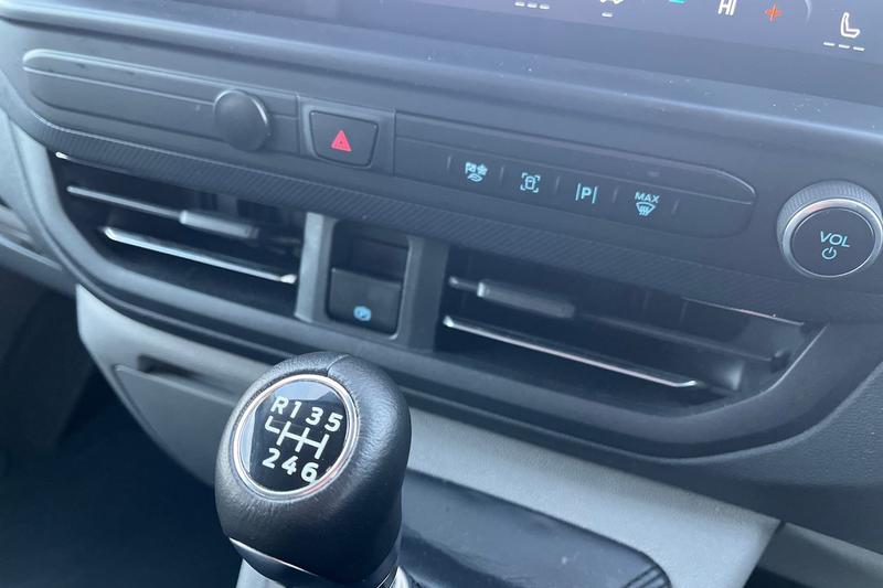 Used Ford Transit Custom 2024 for sale - 77132666: Photo 25