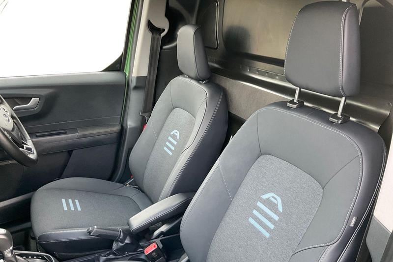 Used Ford Transit Courier 2024 for sale - 77848583: Photo 10