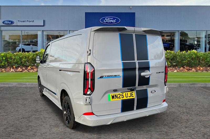 Used Ford Transit Custom 2025 for sale - 76968525: Photo 2