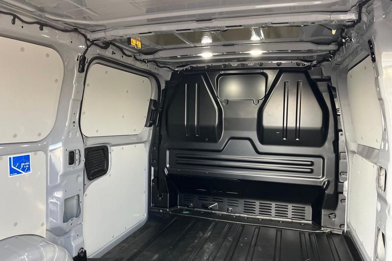 Used Ford Transit Custom 2025 for sale - 76968525: Photo 5