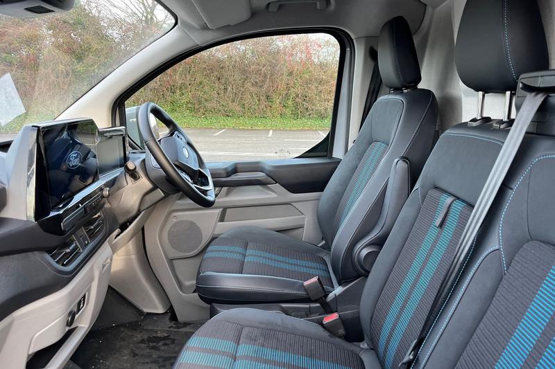 Used Ford Transit Custom 2025 for sale - 76968525: Photo 9