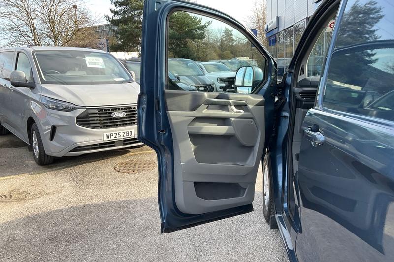 Used Ford Transit Custom 2024 for sale - 77679434: Photo 17