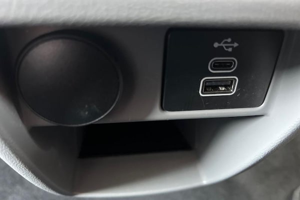 Used Ford Transit Custom 2025 for sale - 75648263: Photo 40