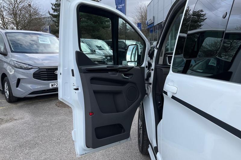 Used Ford Transit Custom 2022 for sale - 77672617: Photo 16