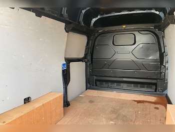 Used Ford Transit Custom 2023 for sale - 78001080: Photo