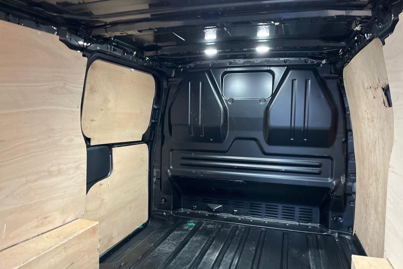 Used Ford Transit Custom 2024 for sale - 77145264: Photo 5