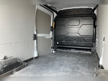 Used Ford Transit 2024 for sale - 79021613: Photo