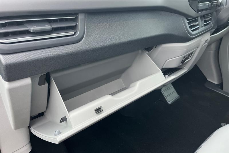 Used Ford Tourneo Custom 2025 for sale - 77354540: Photo 14