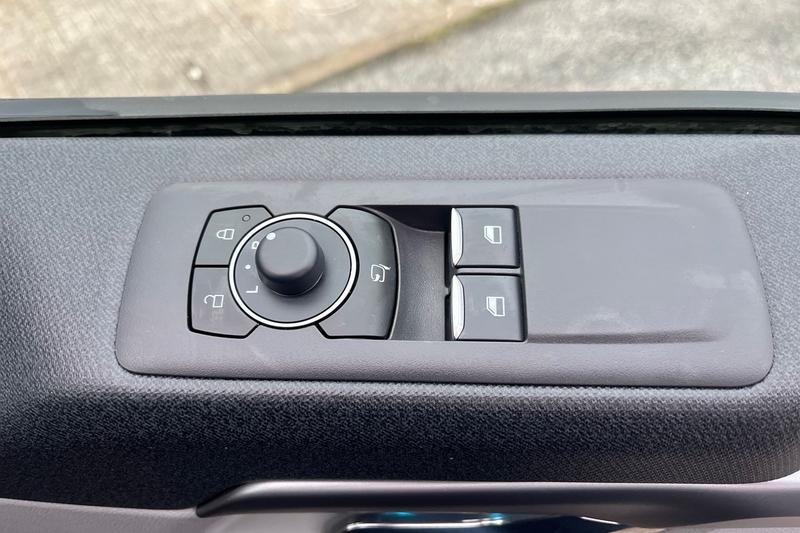 Used Ford Tourneo Custom 2025 for sale - 77354540: Photo 22