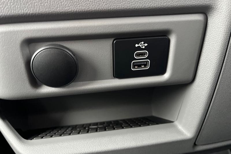 Used Ford Tourneo Custom 2025 for sale - 77354540: Photo 30