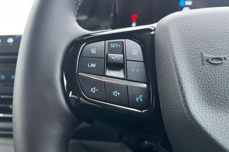 Used Ford Tourneo Custom 2025 for sale - 77354540: Photo 32