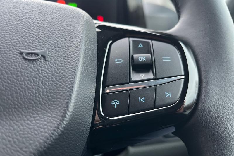 Used Ford Tourneo Custom 2025 for sale - 77354540: Photo 33