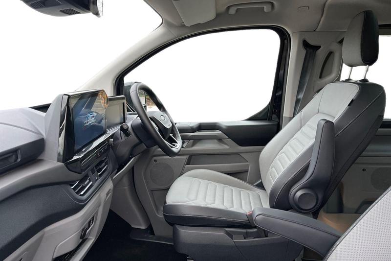 Used Ford Tourneo Custom 2025 for sale - 77354540: Photo 9