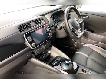 Used Nissan Leaf 2021 for sale - 79154032: Photo