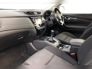 Used Nissan X-Trail 2018 for sale - 79154204: Photo