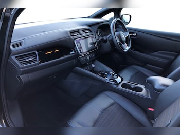 Used Nissan Leaf 2021 for sale - 79154117: Photo