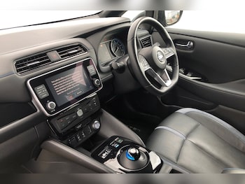Used Nissan Leaf 2021 for sale - 79154049: Photo