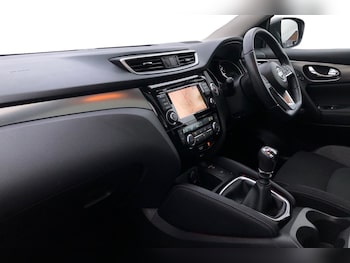 Used Nissan Qashqai 2019 for sale - 79154180: Photo