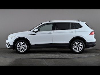 Used Volkswagen Tiguan Allspace 2022 for sale - 78744358: Photo