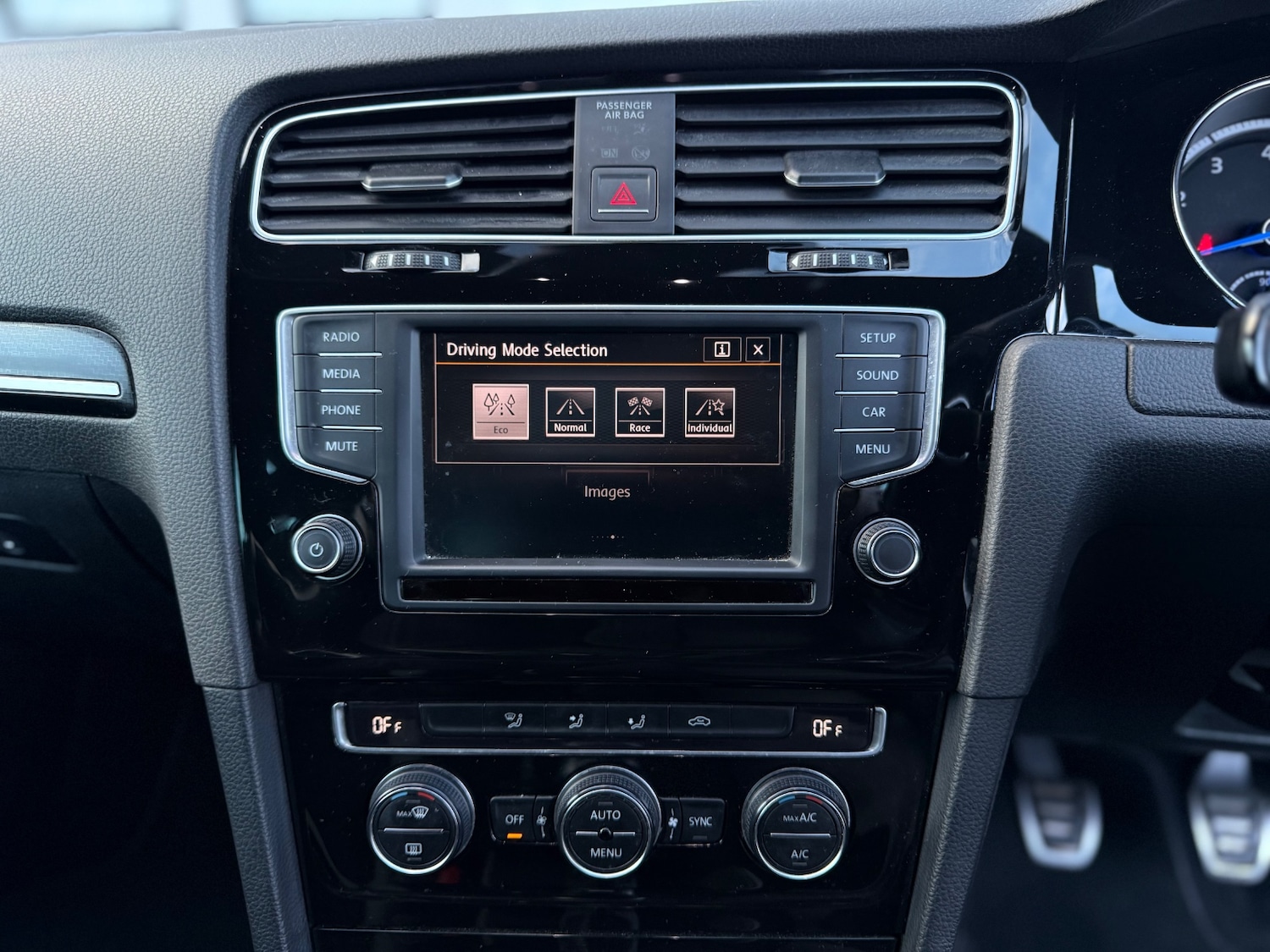 Used Volkswagen Golf 2016 for sale - 76860133: Photo 12