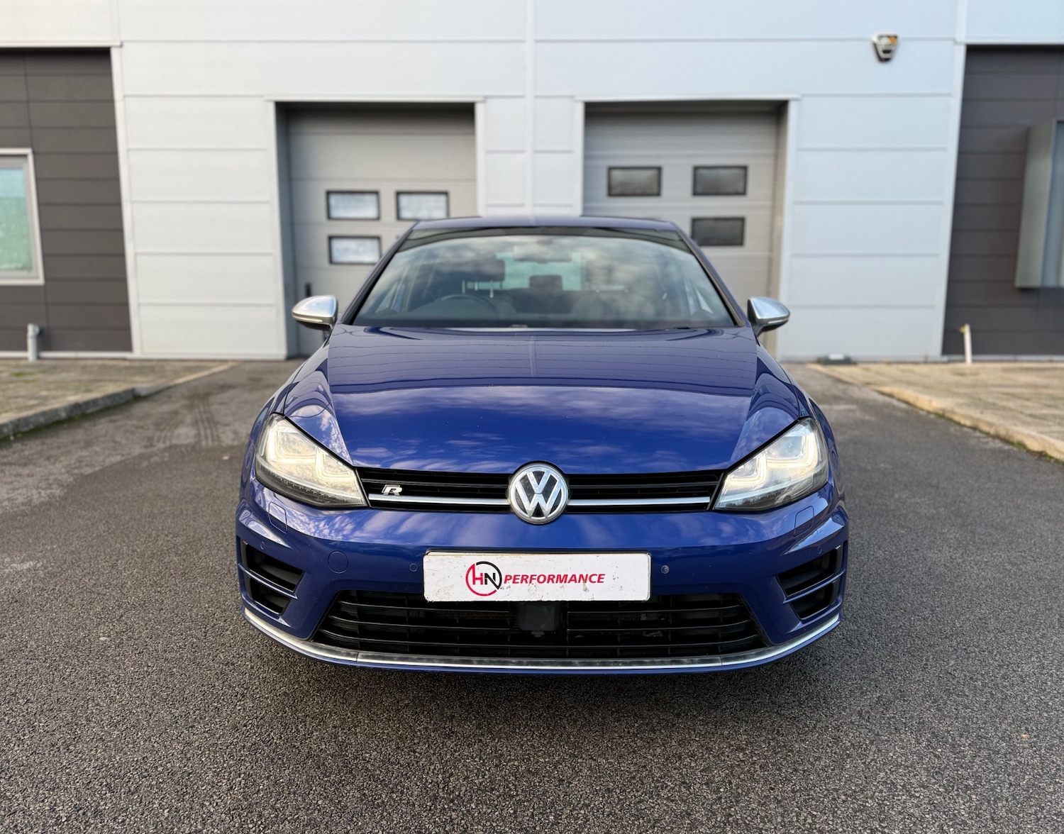 Used Volkswagen Golf 2016 for sale - 76860133: Photo 2