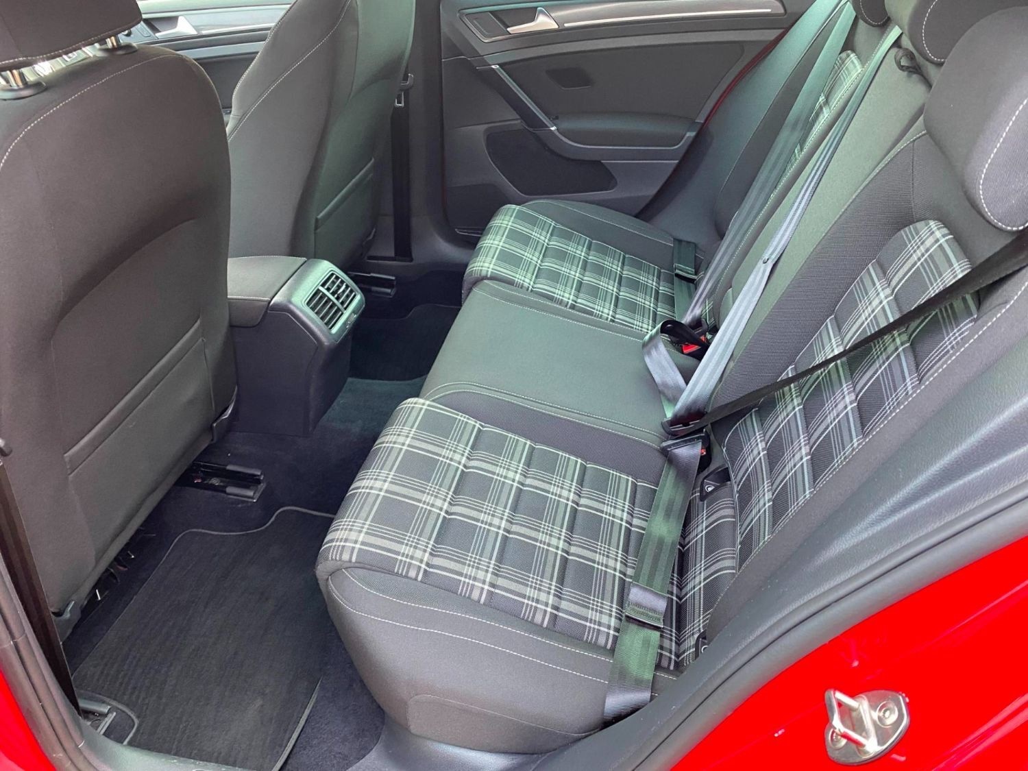 Used Volkswagen Golf 2017 for sale - 77607378: Photo 12