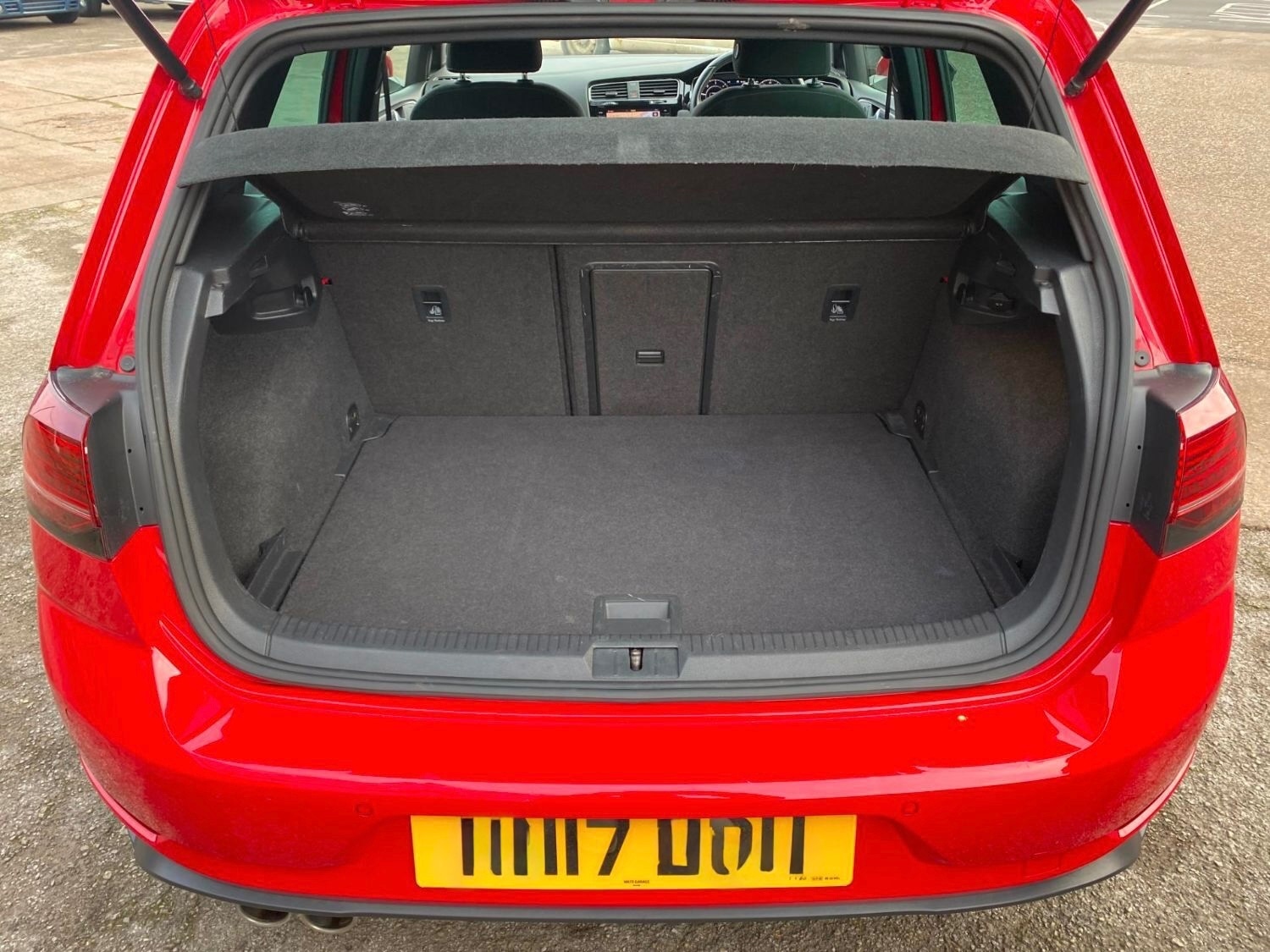 Used Volkswagen Golf 2017 for sale - 77607378: Photo 4