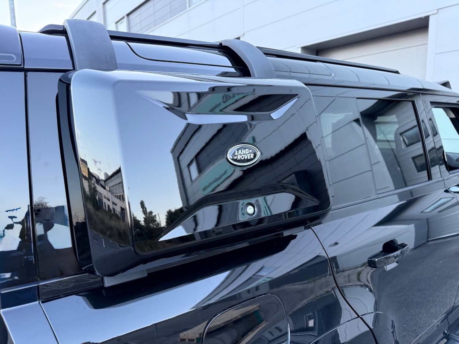 Used Land Rover Defender 2021 for sale - 78046617: Photo 8