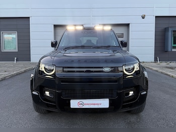 Used Land Rover Defender 2021 for sale - 79545809: Photo