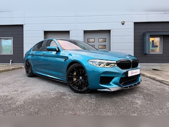 2018 (18) - M5 4dr DCT