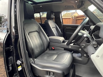 Used Land Rover Defender 2021 for sale - 75446912: Photo