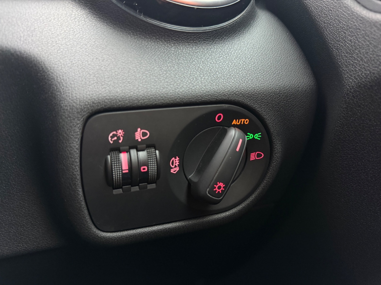 Used Audi A1 2012 for sale - 77028343: Photo 16