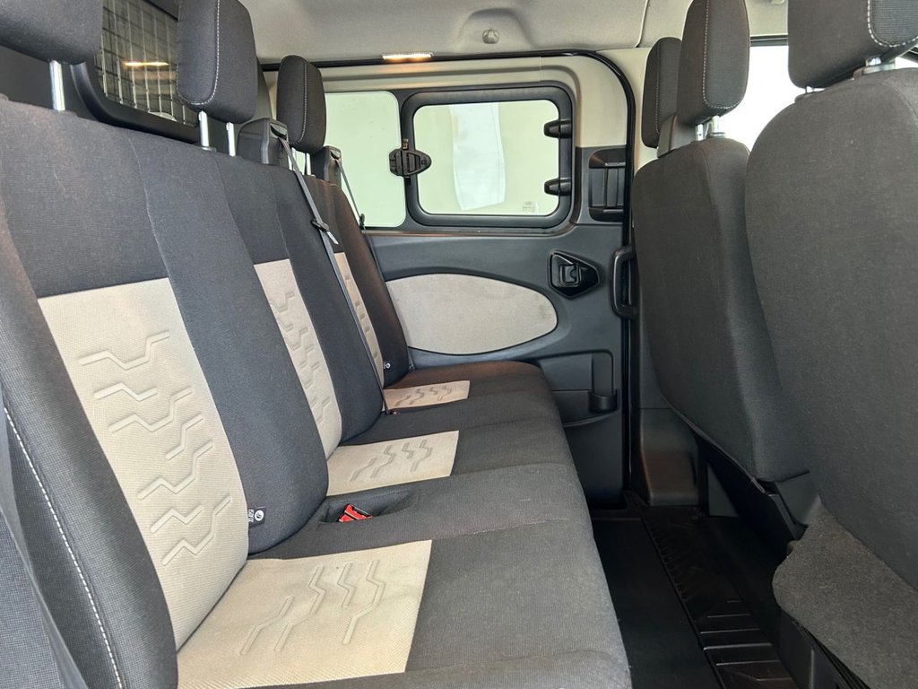 Used Ford Transit Custom 2017 for sale - 76758647: Photo 38