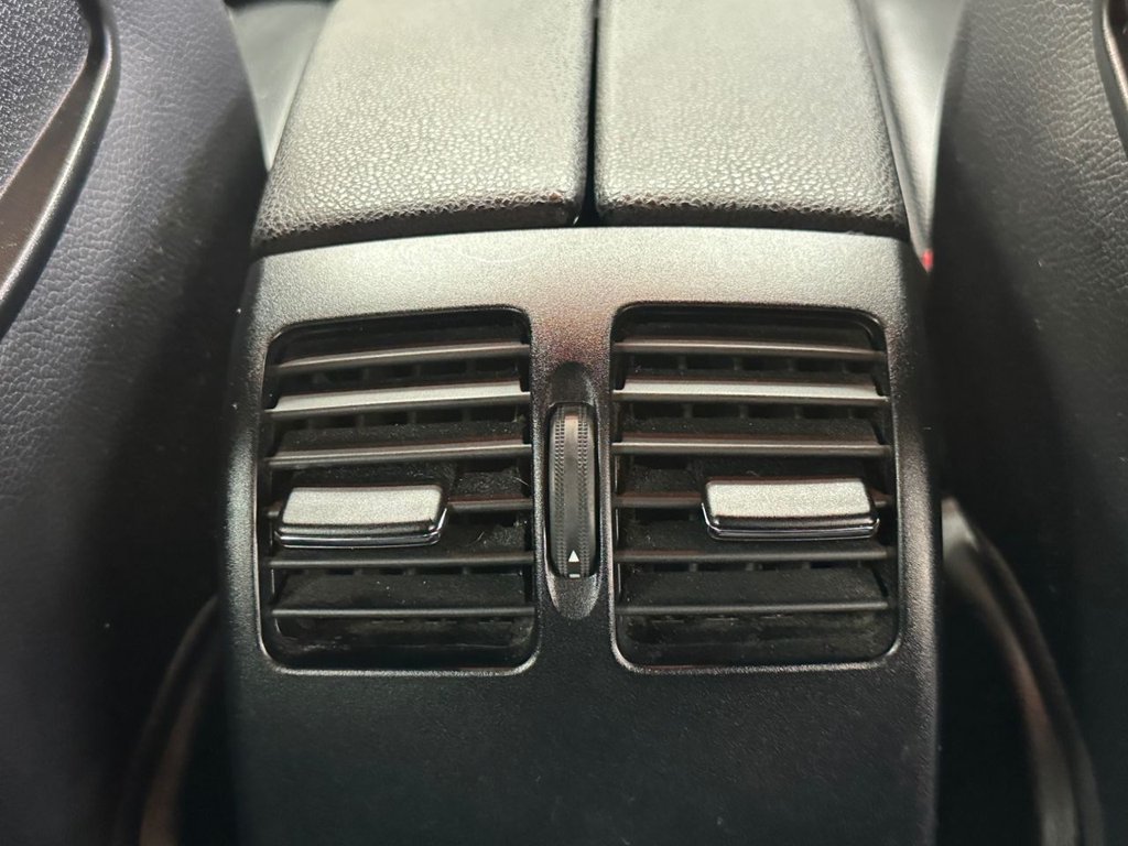 Used Mercedes-Benz C Class 2012 for sale - 76740731: Photo 40