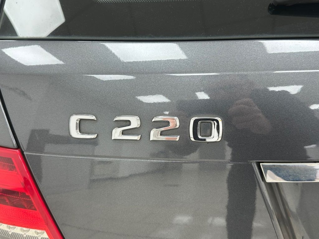 Used Mercedes-Benz C Class 2012 for sale - 76740731: Photo 48