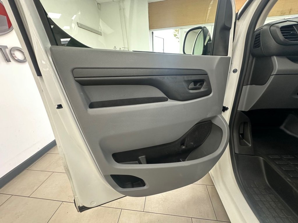 Used Vauxhall Vivaro 2021 for sale - 78110364: Photo 50