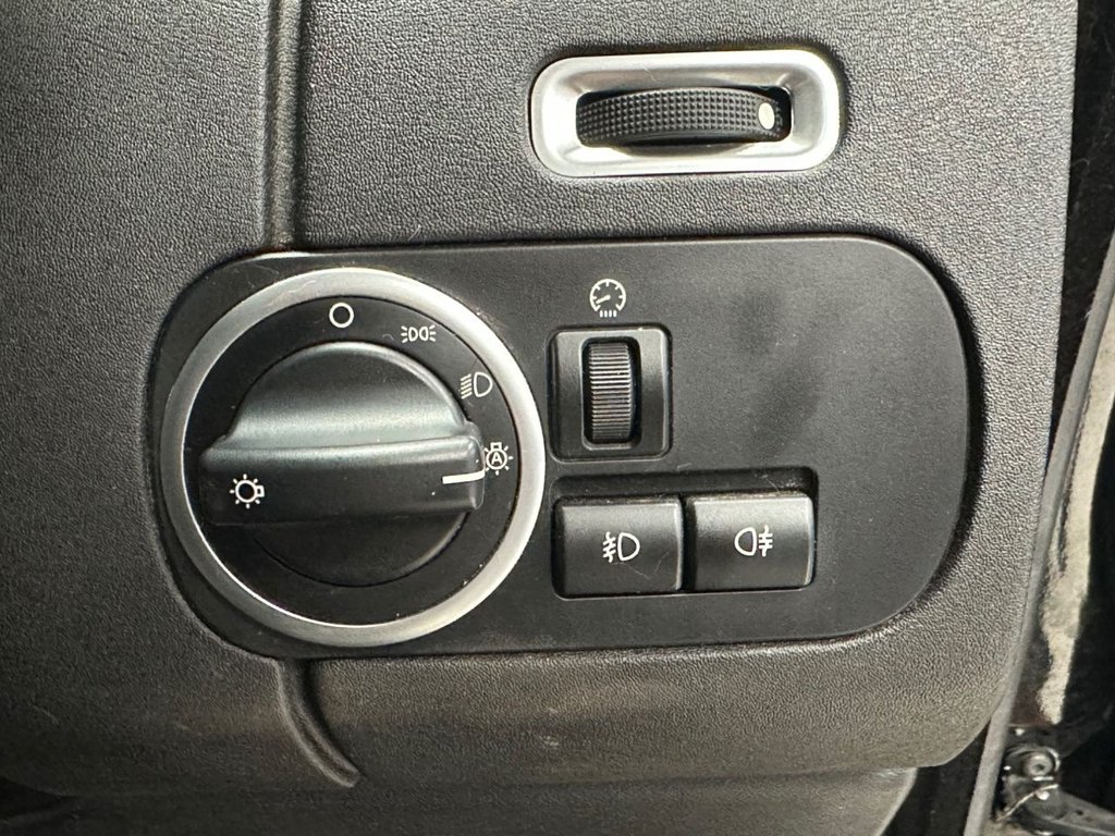 Used Land Rover Discovery 2016 for sale - 77719492: Photo 25