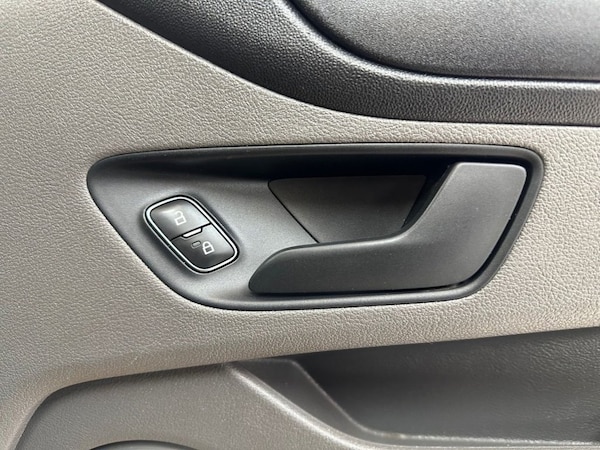 Used Ford Transit Custom 2019 for sale - 75462189: Photo 43