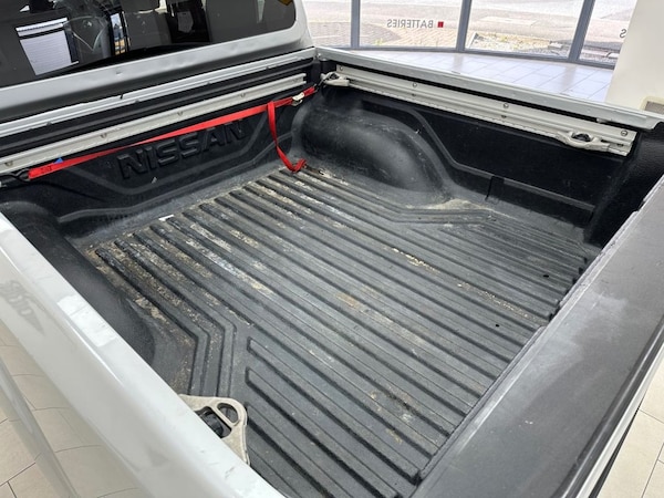 Used Nissan Navara 2017 for sale - 76210067: Photo 17